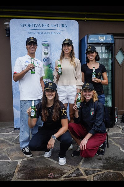 Hatten jede Menge Spaß bei der Benefiz-Veranstaltung: einige geförderte Athletinnen und Athleten.