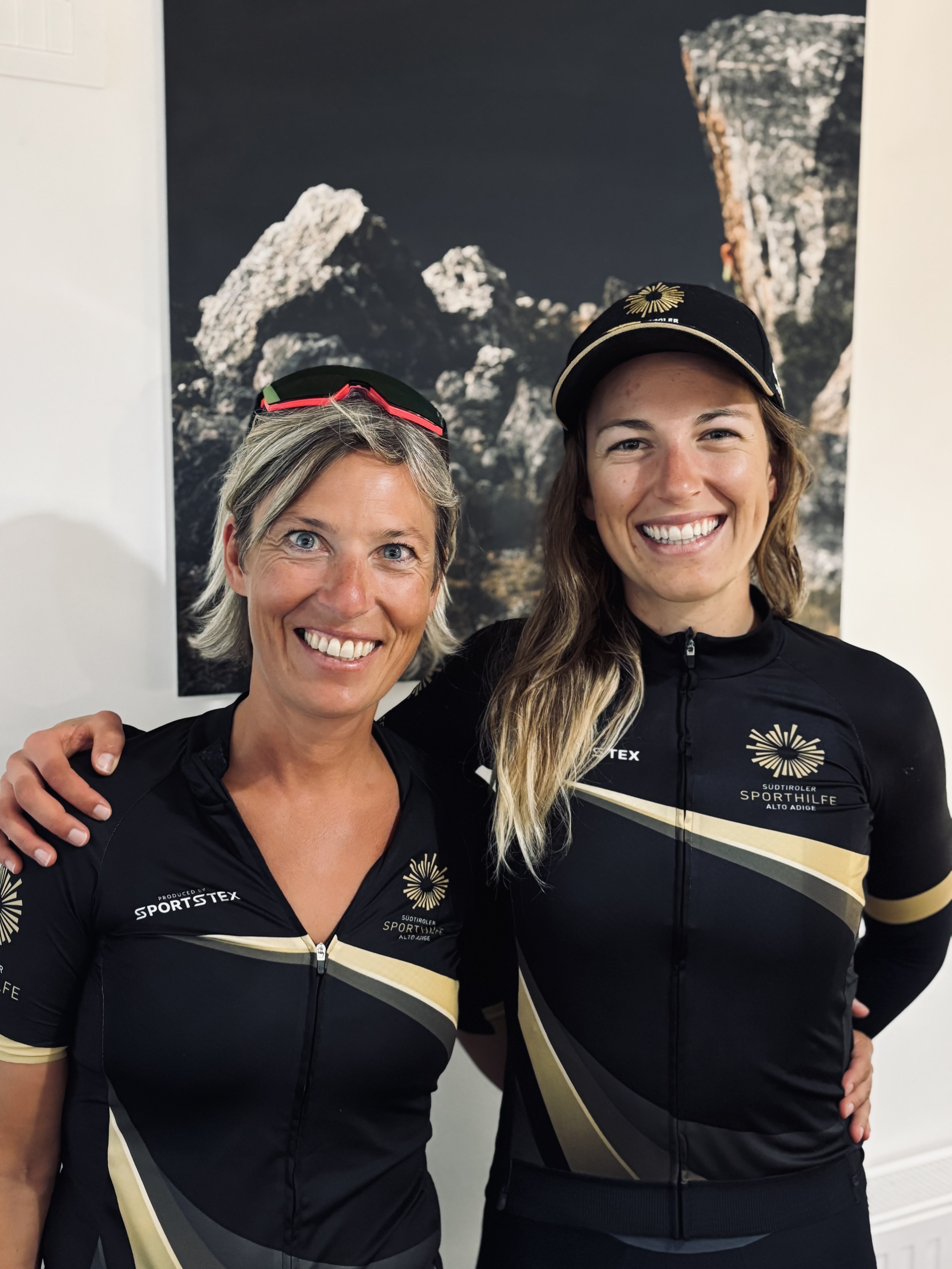 Vera Nicolussi-Leck holt sich den Sieg auf der 55km-Strecke; Carmen Moser wird 3. auf der langen Distanz (138 km)